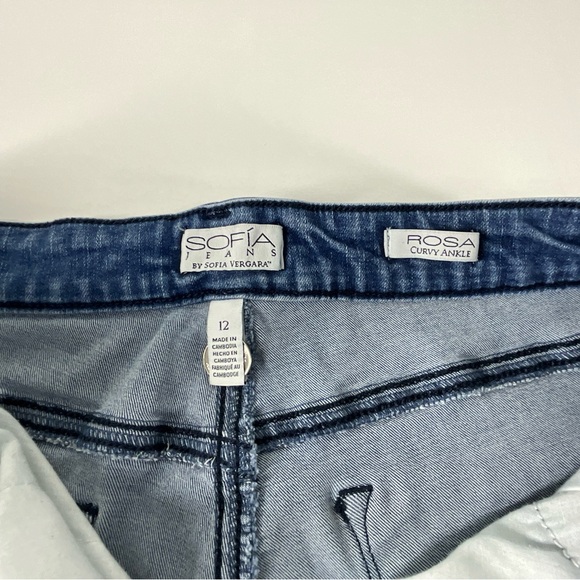 Sofia by Sofia Vergara Women’s Rosa Curvy Ankle Medium Wash Denim Jeans | 12 - Picture 4 of 16